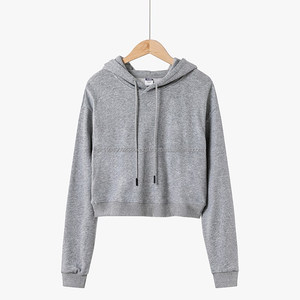 100% algodón 300gsm manga larga Sudadera con capucha en blanco Sudadera corta en tamaño promedio para mujeres Sudadera con capucha recortada personalizada para mujeres con capucha - Product Image 3