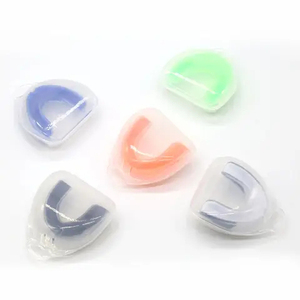 Protector Bucal de Gel, Material de PVC, Fácil Moldeo, Colocación Segura, Protección Confiable, Sesiones Activas, Boxeo, Entrenamiento Profesional - Product Image 4