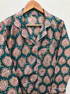 Conjunto de pijama corto de algodón 100% hecho a mano para mujer, regalo de dama de honor con estampado Floral, suministro OEM - Product Image 4