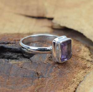 Anillo de amatista Piedra preciosa 925 Plata de ley sólida Clásico Mejor diseño Cabujón hecho a mano 925 Joyería de moda estampada de plata - Product Image 3