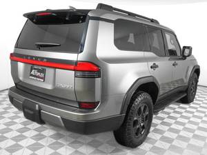 Lexus GX 550 Overtrail+AWD Overtrail+ 4 portes SUV, années 2018 à 2024, sans accident, voitures d'occasion à vendre - Product Image 4
