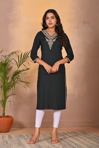 Alta demanda último diseñador ligero rayón algodón Kurti señoras vestidos de verano Botón disponible precio al por mayor para la India - Product Image 3