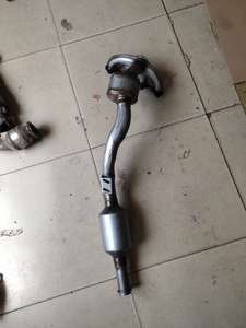 L'usine vend un convertisseur catalytique de haute qualité à haut contenu pour Mercedes Benz B200 W245 - Product Image 6