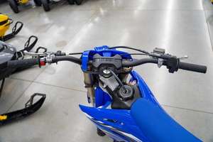 Oferta Increíble: Motocicletas Nuevas Yamaha YZ250 2025 - Product Image 5