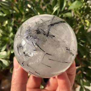 ESFERAS DE RUTILADO NEGRO NATURAL AL POR MAYOR, AGATA BLANCA PULIDA, ESFERAS DE RUTILADO NEGRO PARA SANACIÓN Y DECORACIÓN DEL HOGAR - Product Image 1