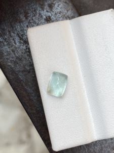 Fascinantes cabujones con forma de cojín largo Aguamarina de Color superior Natural con piedras preciosas de buen brillo para hacer joyas de 2,07 quilates - Product Image 2