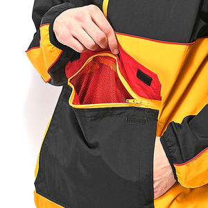 Chaqueta deportiva ajustada hecha en Pakistán para exteriores, chaqueta impermeable o cortavientos transpirable de buena calidad para hombre, de INDUSTRIAS INCREÍBLES - Product Image 4