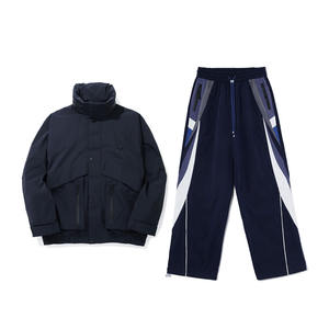 Vêtements de sport personnalisés pour hommes Survêtements de jogging avec fermeture éclair Joggers d'entraînement Combinaison en polyester coupe-vent en nylon Ensembles de survêtements coupe-vent - Product Image 2