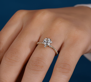 Bague de fiançailles en or jaune 14 carats avec halo de diamants de laboratoire ronds, 1,21 CTW, VVS2, F, certifiée IGI, plaquée rhodium, vente en gros pour femmes - Product Image 6