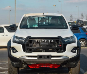 Toyota Hilux GR Rally 4.0L Essence 2024 Blanc Pur, Sièges en Cuir, Bluetooth, Pack Sport, Système de Navigation, Démarrage à Distance - Product Image 1