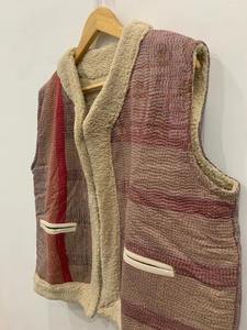 Gilet en coton sans manches à empiècement contrasté Gilet de couette Kantha antique Gilet à carreaux en molleton moelleux - Product Image 4