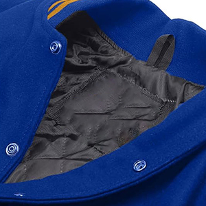 Veste universitaire matelassée personnalisée de qualité supérieure pour femmes manches en cuir broderie unisexe 2025 coupe ajustée - Product Image 6
