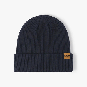 Gorros de Algodón Ecológicos con Etiqueta de Gamuza con Logotipo Personalizado, Gorros de Invierno Tejidos Personalizados - Product Image 4