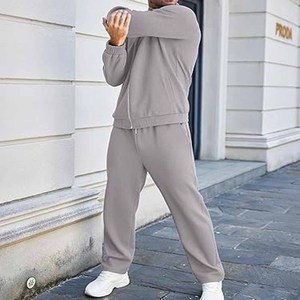 ชุดวอร์มผู้ชาย 2 ชิ้น ชุดฮิปฮอปสำหรับผู้ชาย เสื้อผ้าสตรีทแวร์ ชุดลำลอง แฟชั่นเสื้อผ้าผู้ชาย โพสต์โดย Dress Sports - Product Image 4