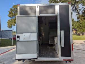 Remolque de Comida Equipado de 24 pies para Pizza y Alitas de Pollo en Venta - Product Image 6