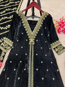 Conjunto de Kurta listo para usar a precio mayorista de India, traje étnico de diseñador de trabajo de bordado para mujeres y niñas - Product Image 6