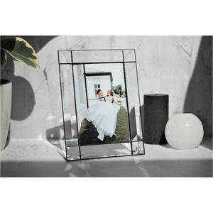 Cadre photo élégant en métal et verre doré, tailles 4x6, 5x7, 8x10, pour impressions d'art, certificats et photos – Vente en gros - Product Image 4