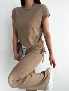 Camiseta de manga corta de color sólido de verano personalizada, pantalones de pierna ancha, conjunto informal de punto de dos piezas para mujer, gris - Product Image 5