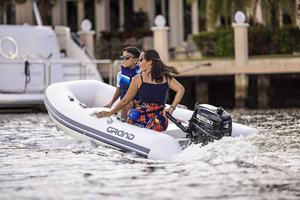 Pour moteur diesel 4 temps DF4A 6 cylindres, produit en état neuf - Product Image 3