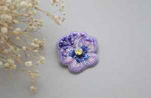 Broches con cuentas Broche de diseñador hecho a mano. Accesorios de alta calidad. Broche de diseño único. El mejor regalo para baby shower. - Product Image 3