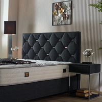 Ensemble de lit mural pour projets hôteliers et villas, disponible en tailles King, Queen, Twin, Simple, avec sommier en bois, tête de lit, système ottoman hydraulique et banc latéral