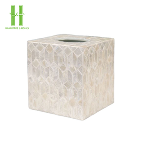 Nuevo diseño Rectangular Madre de perla MOP Caja de pañuelos Hecho a mano Capiz Shell Servilletero decorativo de Vietnam - Product Image 4