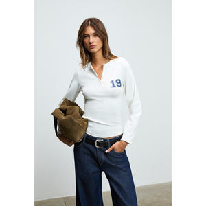 Chemisier à manches longues boutonné pour femme GRIMELANGE MATRUSH, en tissu extensible et doux, avec épaulettes et détail imprimé sur l'épaule - Product Image 2