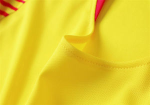 Nouveau maillot de football pour adultes et enfants Kit de football hommes et enfants uniformes pour l'entraînement et la course à pied vêtements de sport uniformes de haute qualité - Product Image 4