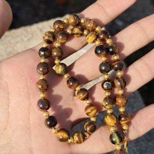 Collar de Ojo de Tigre Natural, Cuentas de 8mm, Gema Marrón Amarilla, Joyería, Collar de Cuentas Redondas y Lisas, Regalo para Ella, Detalles en Dorado - Product Image 4