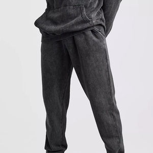 Ensemble de survêtement unisexe délavé à l'acide, léger, de qualité supérieure, avec logo/couleurs personnalisés, respirant, avec les meilleurs matériaux - Product Image 4