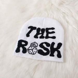 หมวกไหมพรมมีตัวอักษรสำหรับเดินทางกลางแจ้งใช้ในชีวิตประจำวันหมวกถักโลโก้ออกแบบได้ตามต้องการสำหรับฤดูหนาว - Product Image 4