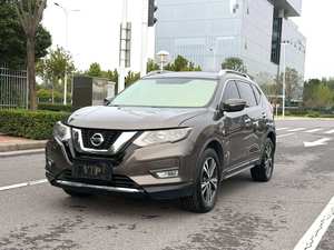 2020 Xtra Il 4WD SUV, Caja de Cambios Automática, Interior de Cuero Oscuro, Bajo Kilometraje, Listo para Aventuras Familiares, Volante a la Izquierda - Product Image 2