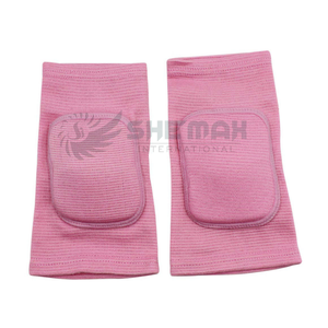 Genouillères de Pole Dance élégantes et résistantes offrant une protection sans volume pour un flux fluide entre le poteau et les transitions - Product Image 3