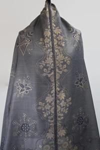 ผ้าคลุมไหล่แคชเมียร์สีเทาสง่างามสำหรับผู้หญิงผ้าขนแกะนุ่มอบอุ่นฤดูหนาวปักลายสไตล์ดั้งเดิมหรูหราในชีวิตประจำวัน - Product Image 5