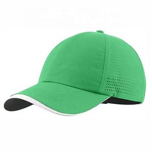 Agujeros de láser de golf transpirables de secado rápido de 5 paneles personalizados Diseño perforado deportivo de popelina de calle de poliéster 85% de alta calidad - Product Image 1