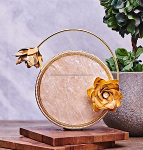 กระเป๋าถือสำหรับ cuties ทองเหลืองแม่ของมุกกระเป๋าถือที่มีคุณภาพที่ดีที่สุดกระเป๋างานแต่งงานและงานเลี้ยงเครื่องแต่งตัวแคนาดาและ bahrain ผู้หญิง Clutches - Product Image 2