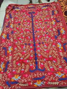 Mantas y Colchas Suzani Tejidas a Mano con Algodón Orgánico Estampado y Características Ecológicas para el Hogar en Otoño - Product Image 3