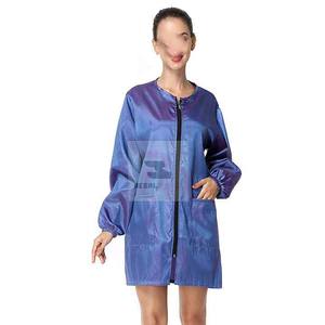 Chaquetas de peluquería para mascotas impermeables personalizadas profesionales hechas de algodón y poliéster - Product Image 6