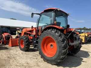 Livraison gratuite Tracteur agricole Kubota MX6000 avec chargeur à attache rapide et godet 777 heures 4 roues motrices Moteur diesel 62 CV 540 PTO Attelage à 3 points - Product Image 3