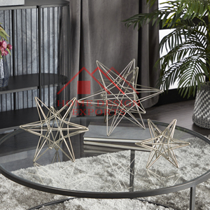 Escultura de estrella de alambre de hierro con acabado blanco para mesa para decoración del hogar - Product Image 3