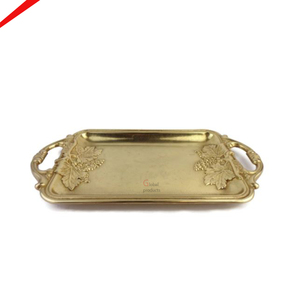 Plateau de service design en aluminium doré à l'aspect royal pour le restaurant et le bar de l'hôtel - Product Image 1