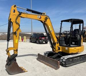 รถขุดขนาดเล็ก CAT 320 สำหรับงานหนัก ใช้สำหรับงานก่อสร้าง เหมืองแร่ และโครงการก่อสร้างถนน ในราคาที่แข่งขันได้ - Product Image 1