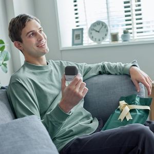 Afeitadora Eléctrica Compacta para Hombre de 3 Cuchillas, Uso en Seco y Húmedo, Impermeable con Carga USB IPX7, Afeitadora Facial/Rotatoria, Repuesto Negro - Product Image 4