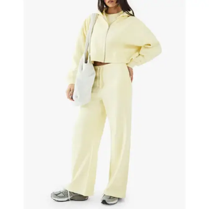 Trending Ladies Girls Crop Top y Flare Sweat Pant Track Suits Sudadera con capucha cómoda con cierre de cremallera y logotipo frontal - Product Image 3
