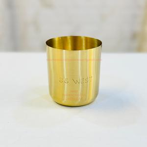 Contenedor de vela de latón grabado con logotipo personalizado, vela de cera de soja para decoración del hogar, fiestas de boda y decoración de Navidad - Product Image 1