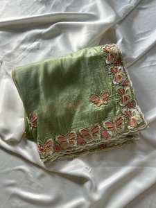 Sari de Diseño en Organza de Seda Pura, Detalle de Trabajo Artesanal Tradicional, Atuendo Étnico Cómodo para Eventos, Suministro Global Asequible - Product Image 4