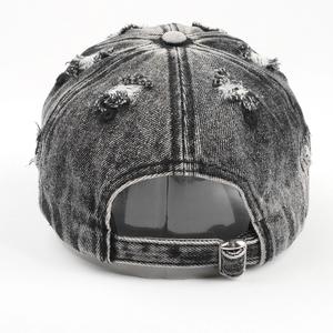 Gorra de béisbol de mezclilla desgastada lavada clásica con borde curvo y bordado personalizado ajustable para todos los géneros - Product Image 3