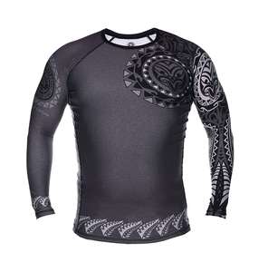Personalizado Unisex Rash Guard Boxeo Entrenamiento Natación Equipo Estirable Secado rápido Ligero Durable Transpirable Pakistán - Product Image 6