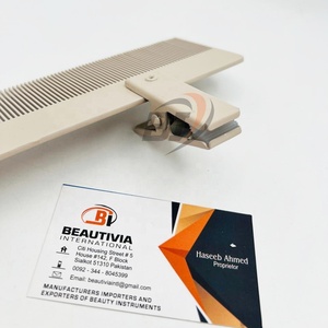 Soporte Profesional para Pelucas de Acero Inoxidable para Salón, Soporte para Extensiones de Cabello, Color Beige, BEAUTIVIA INTERNATIONAL, Caja con Nombre de Marca Personalizado - Product Image 6