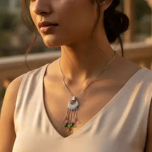 Collar con Colgante de Plata para Mujer, con Detalles de Piedras Preciosas y Engaste de Bisel Elegante para Niñas - Product Image 2